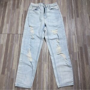 Wild Fable Women Light Wash Blue Distressed High Rise Mom Jeans Size 2
